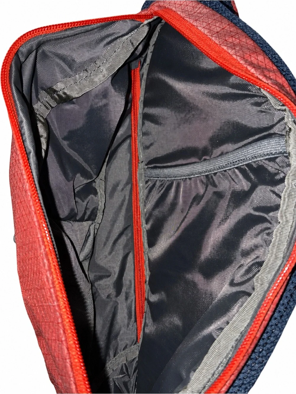 Merrell Crest 8L Sling Bag Lightweight Ripstop Crossbody Daypack Hiking Travel